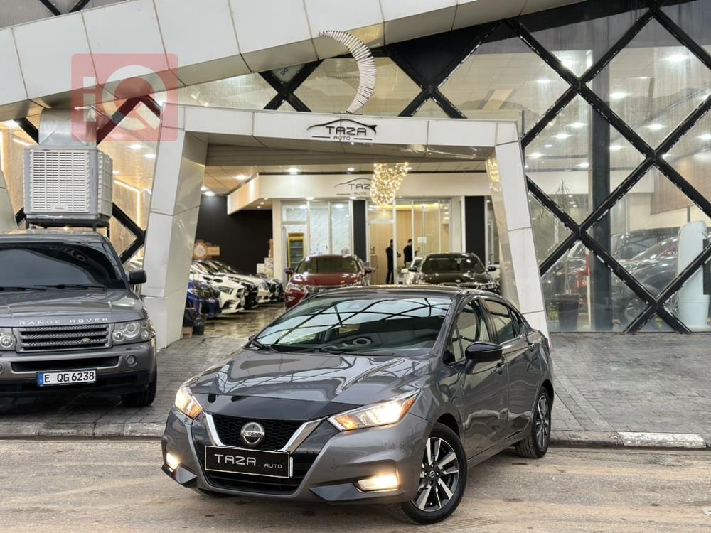 Nissan Versa